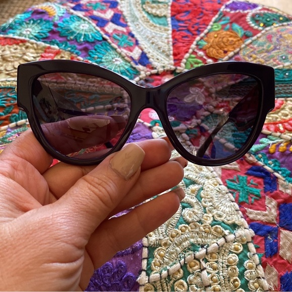 NW Versace sunglasses 🕶💜💛⭐️ - Picture 3 of 11